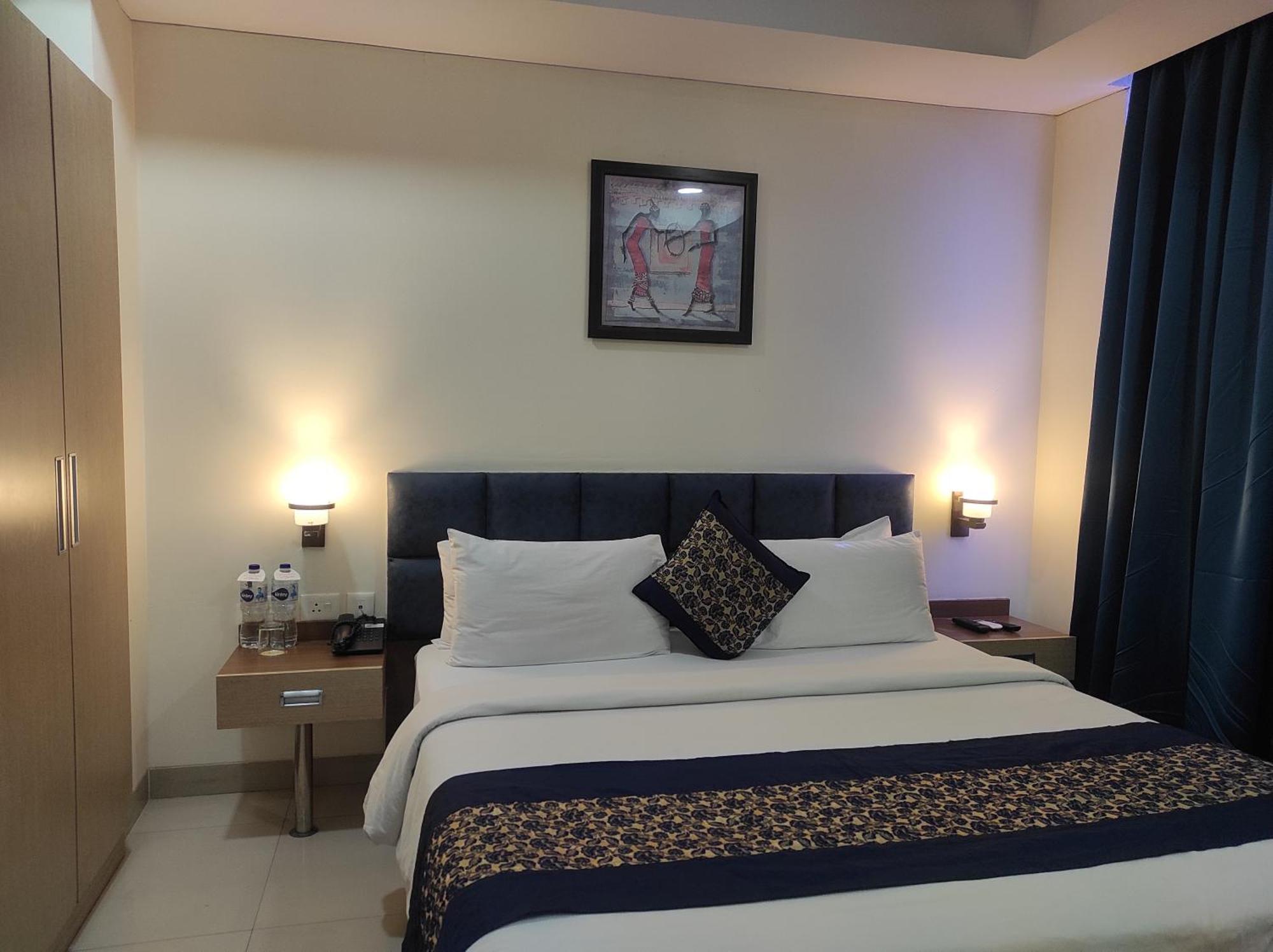 Hyphen Haridwar Grand Hotel Exterior photo