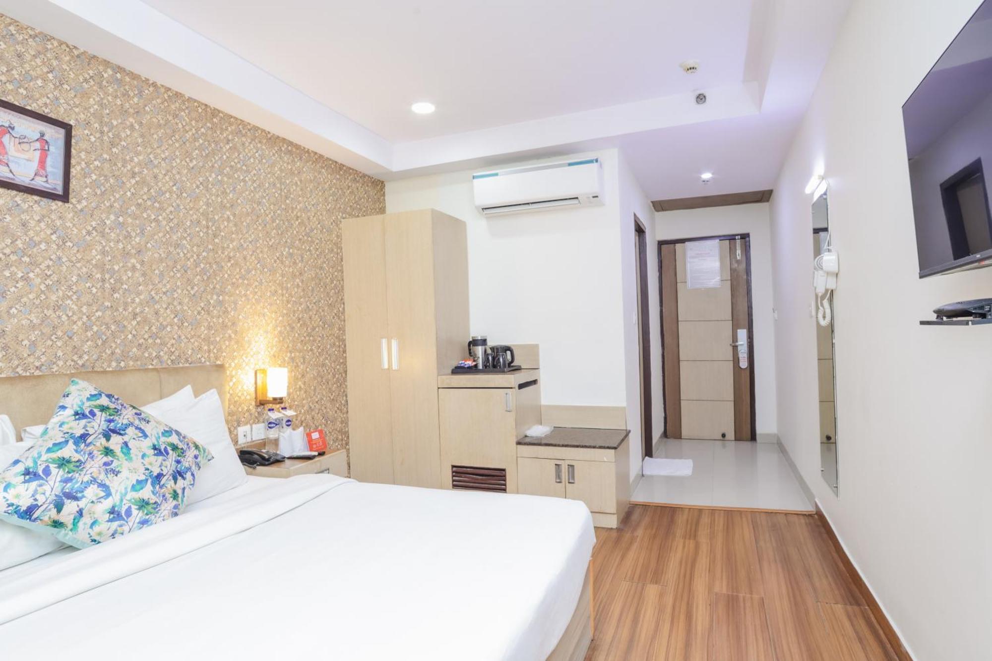 Hyphen Haridwar Grand Hotel Exterior photo